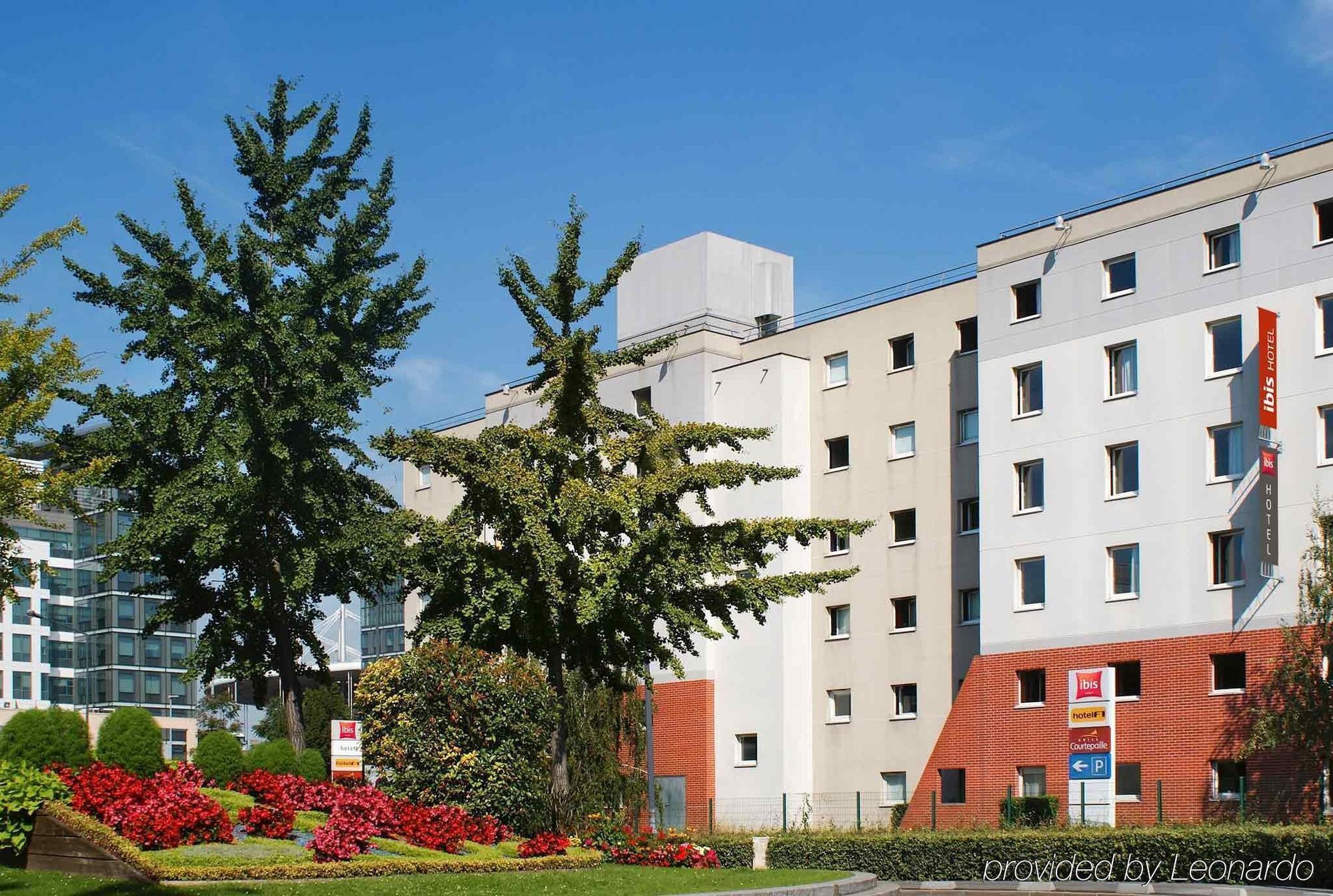 Ibis Paris Saint-Denis Stade Sud Exteriör bild